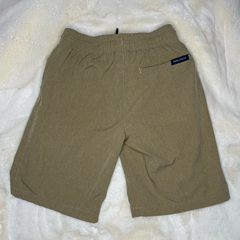 Nautica pull-on 3 pocket shorts size boys small (8)